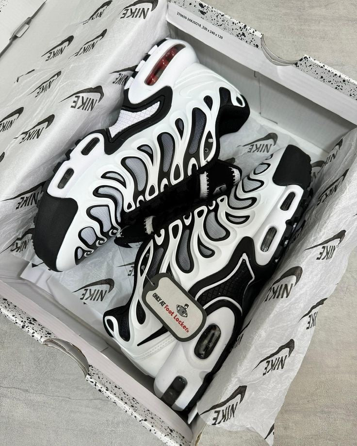 Nike air max plus drift