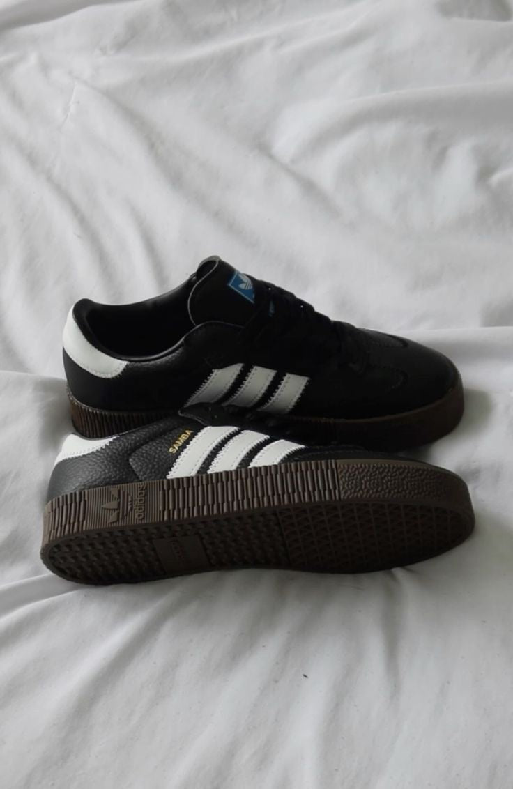 Adidas sambarose